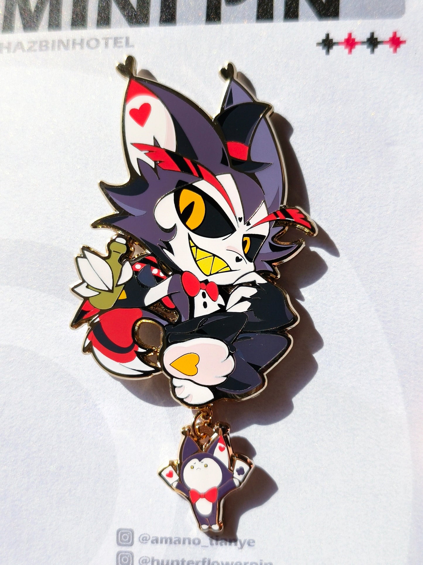 Hh Dangly Mini Pin