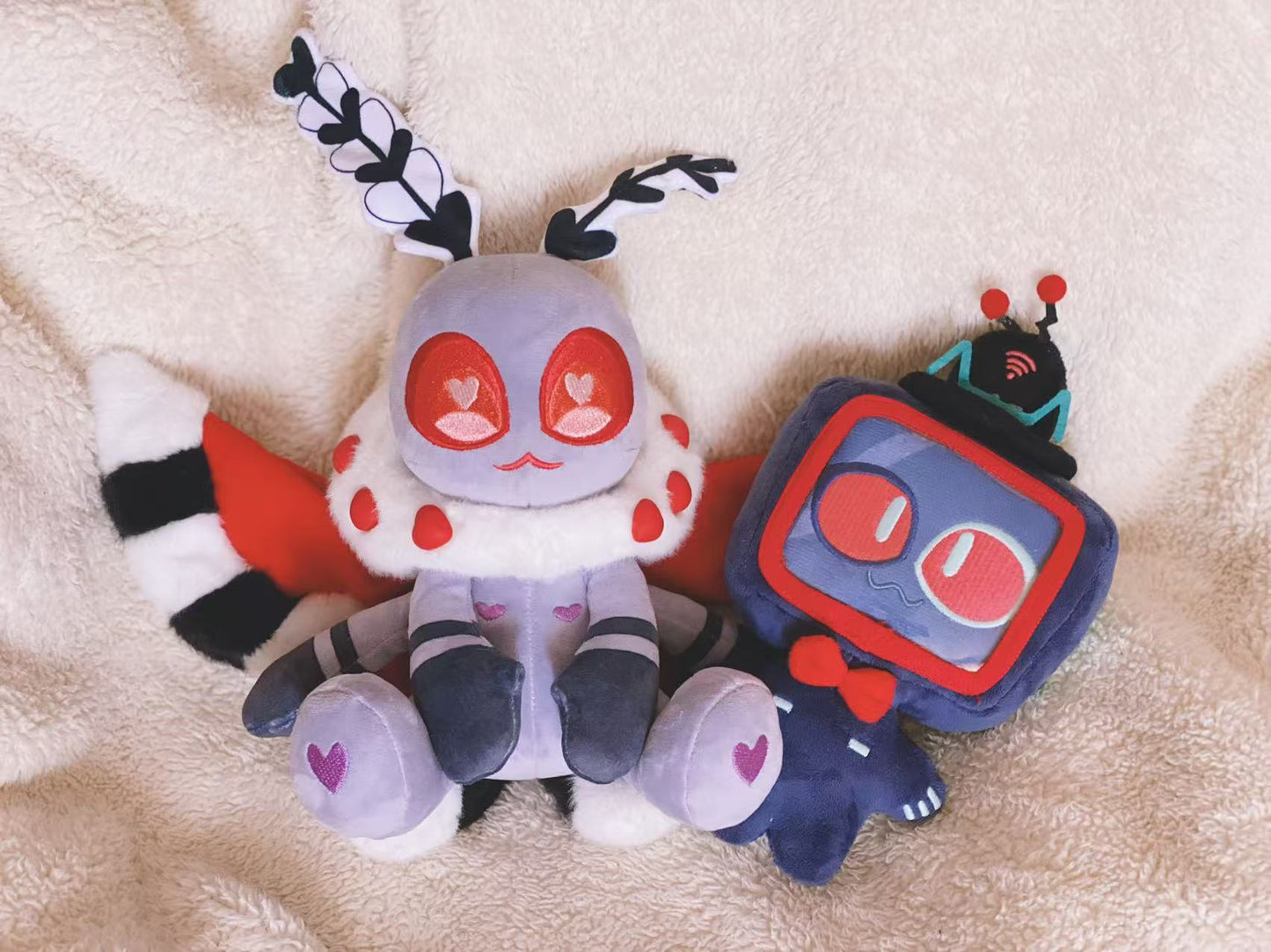 Pre-order Val & Vox Plushies-New Version