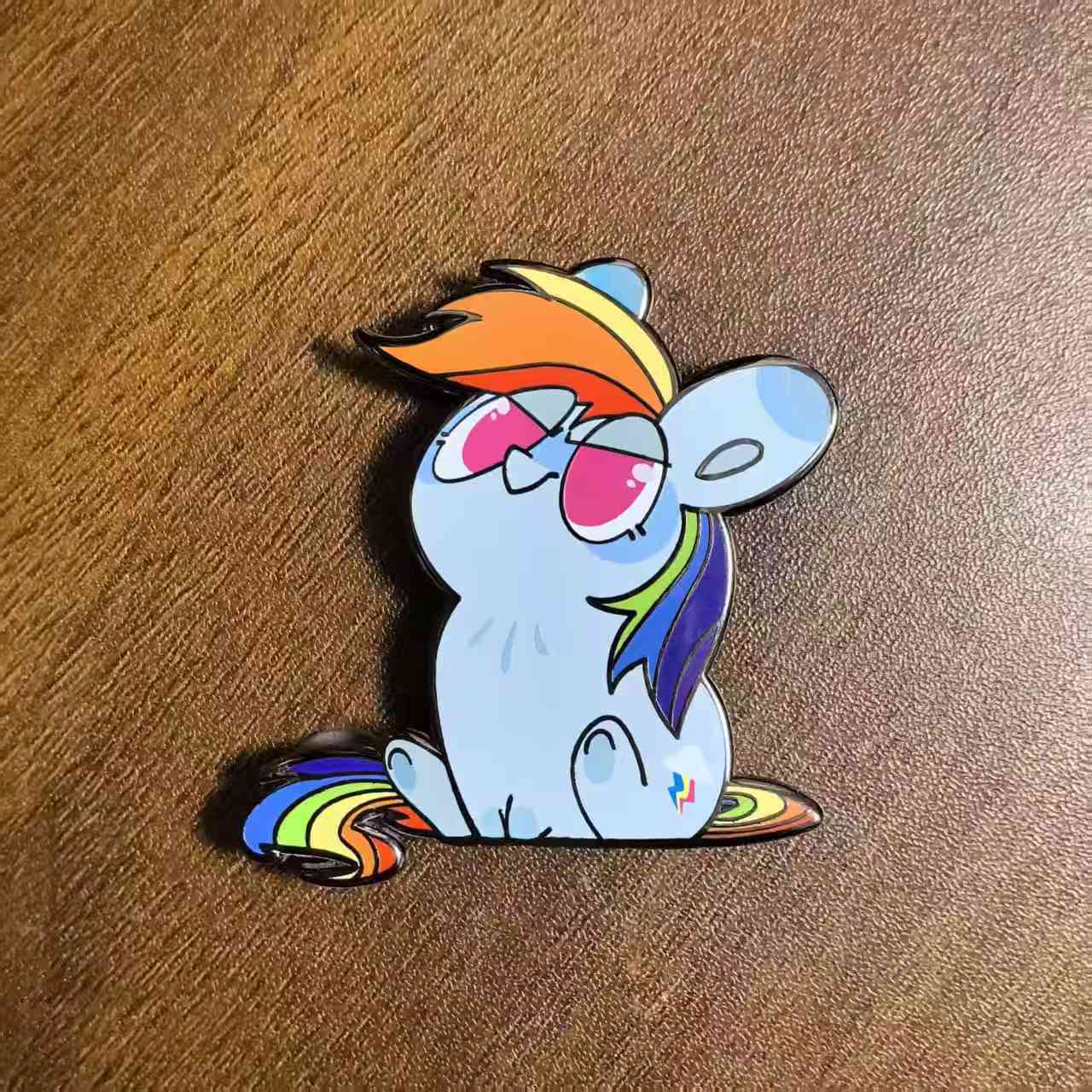 [Pre-order] QQ Pony Pin
