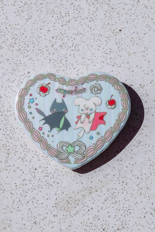[In Stock] Superbat Melon Parfait Retro Heart Shaped-Fanmade Collectible – Glitter Pin Badge