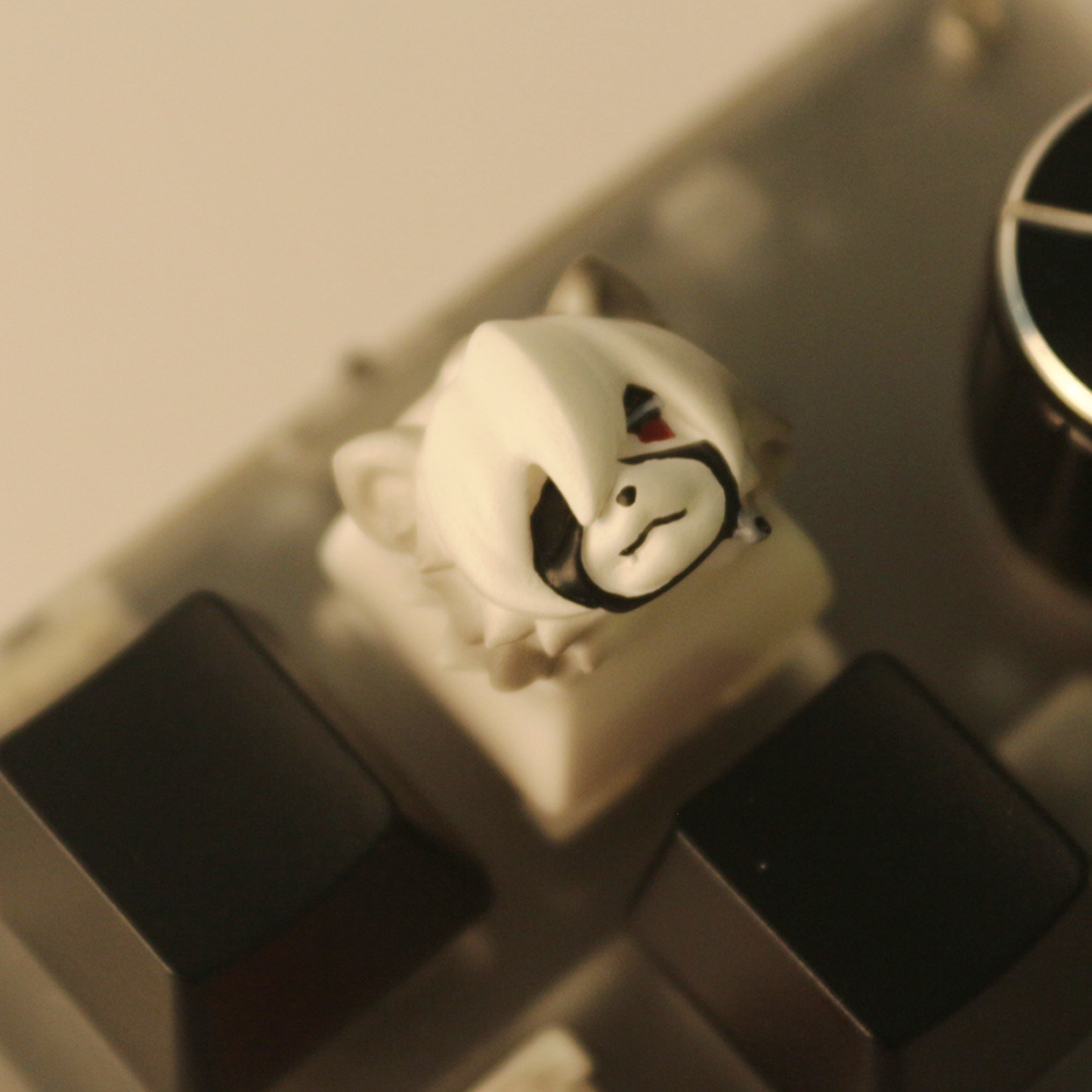 [Instock]Handmade Resin Keycap – Victoria Housekeeping, Von Lycaon