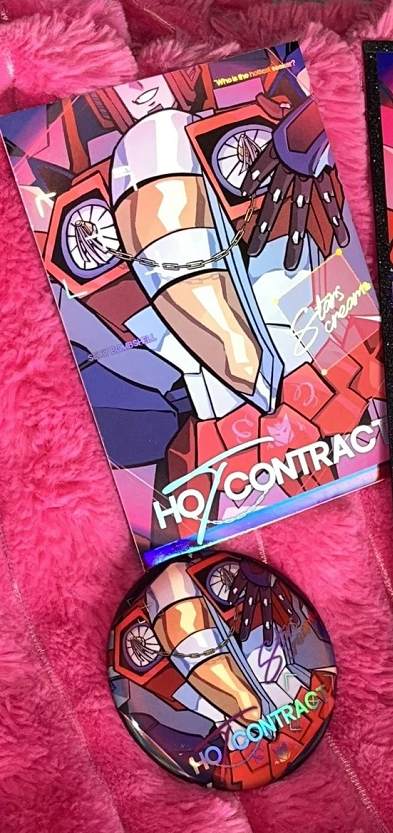 Hot Contract – Starscream Badge & Postcard Set