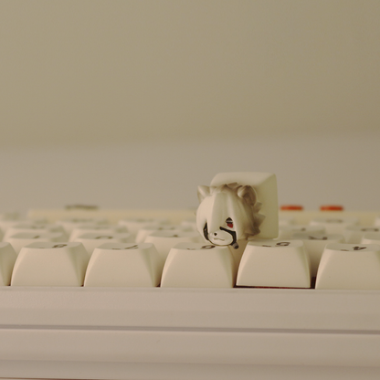 [Instock]Handmade Resin Keycap – Victoria Housekeeping, Von Lycaon