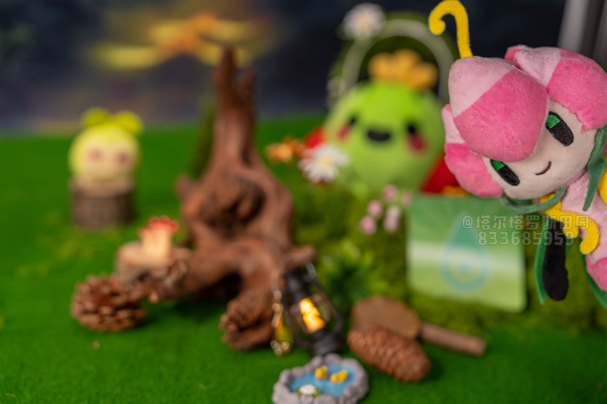 [Pre-order]Lilimon 20cm Plush – Magnetic Hands