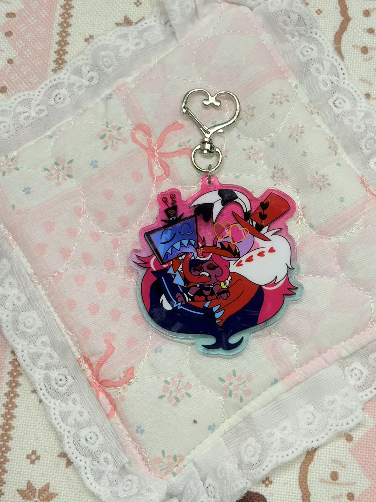 [Pre-order]Vees Makeout Charm
