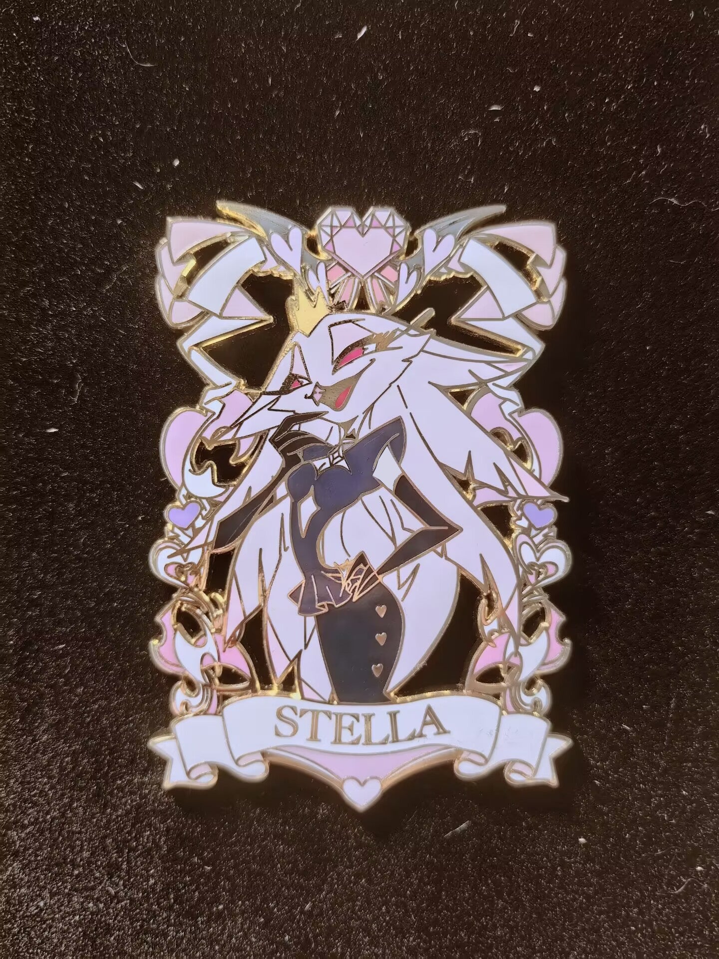[Pre-order] Valentine's Day pin-Stolas