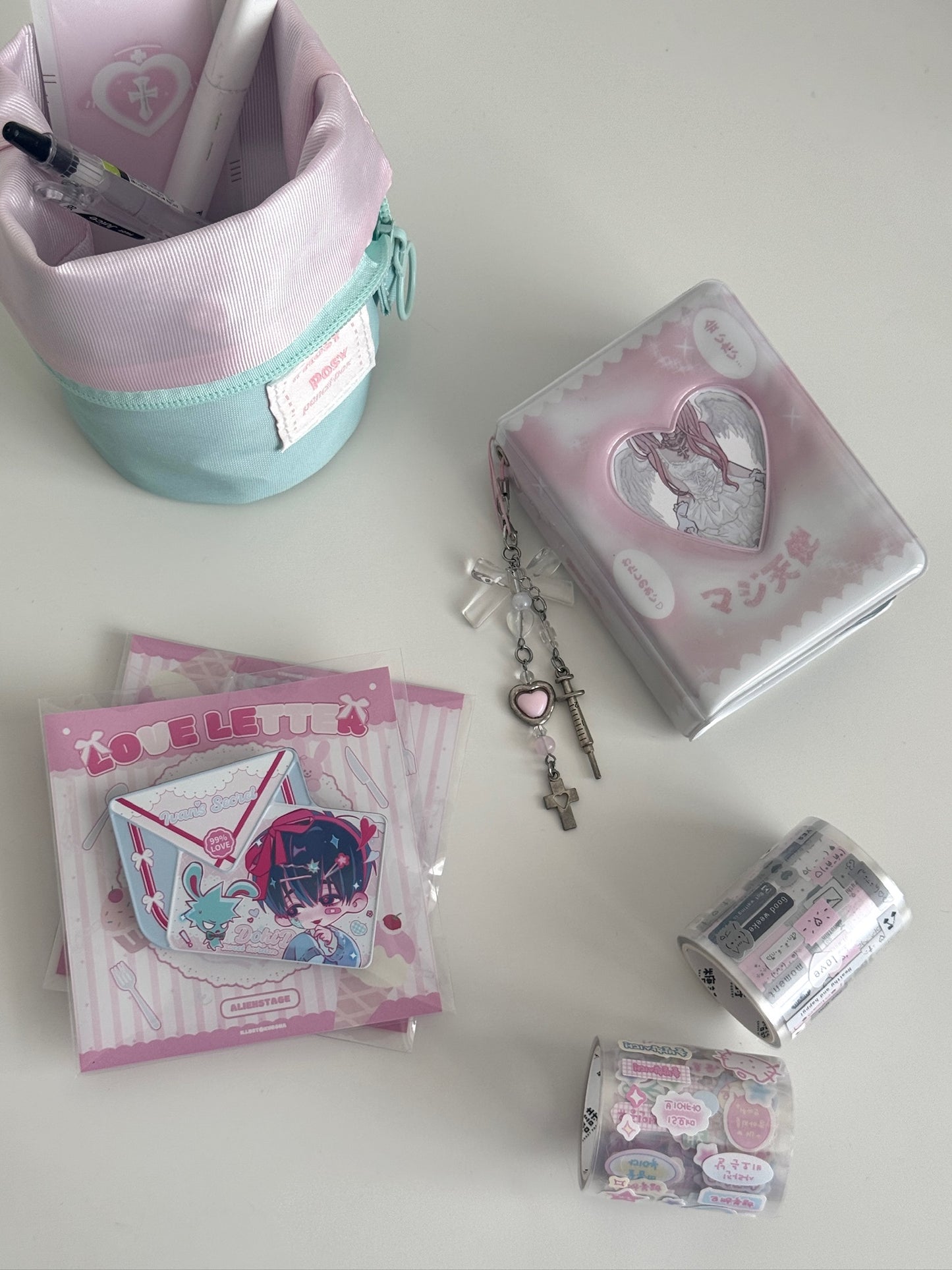 Pre-sale ALNST Loveletter ivantill Irregular Badges