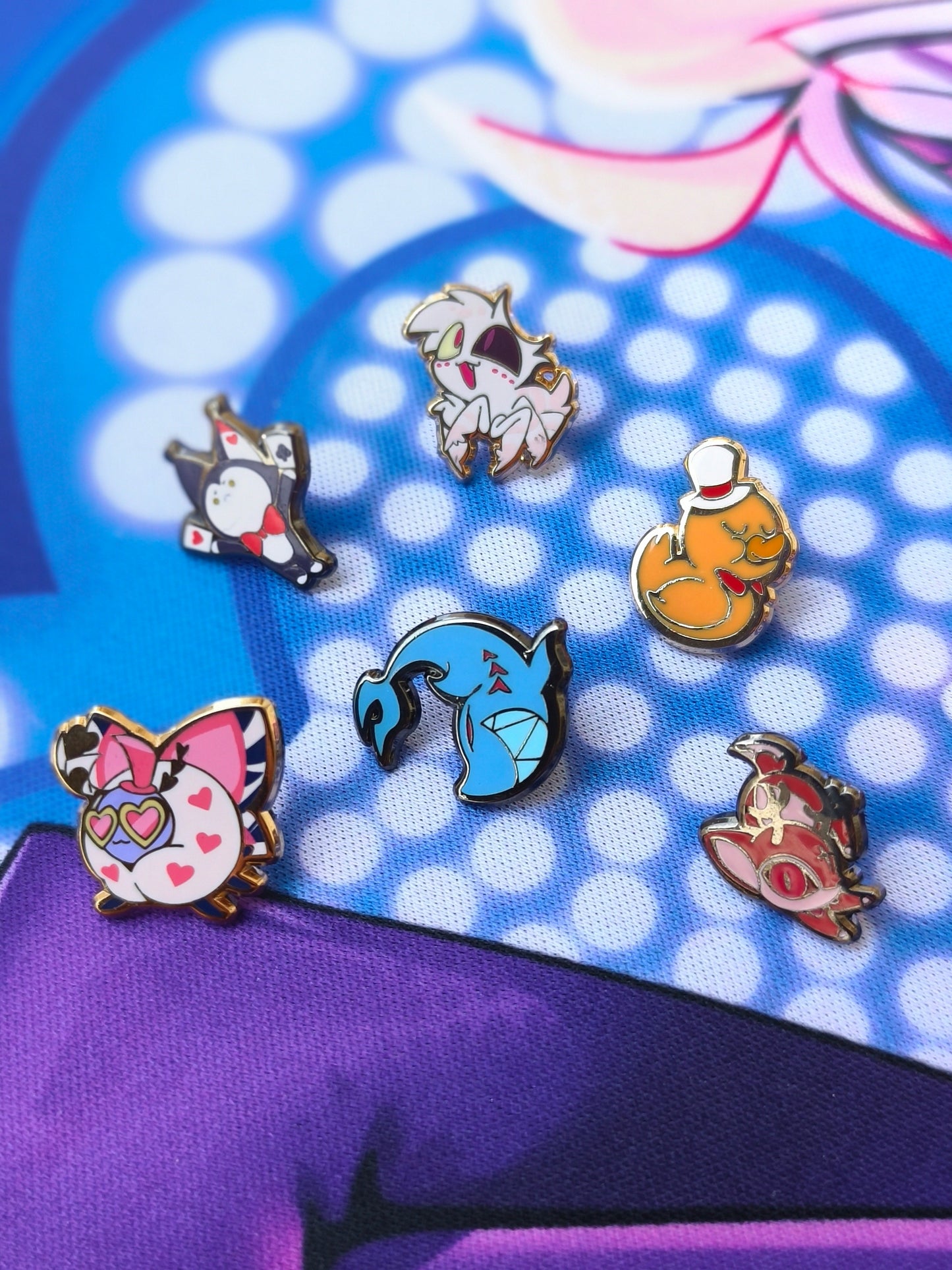 HH Mini Animal-inspired Pin