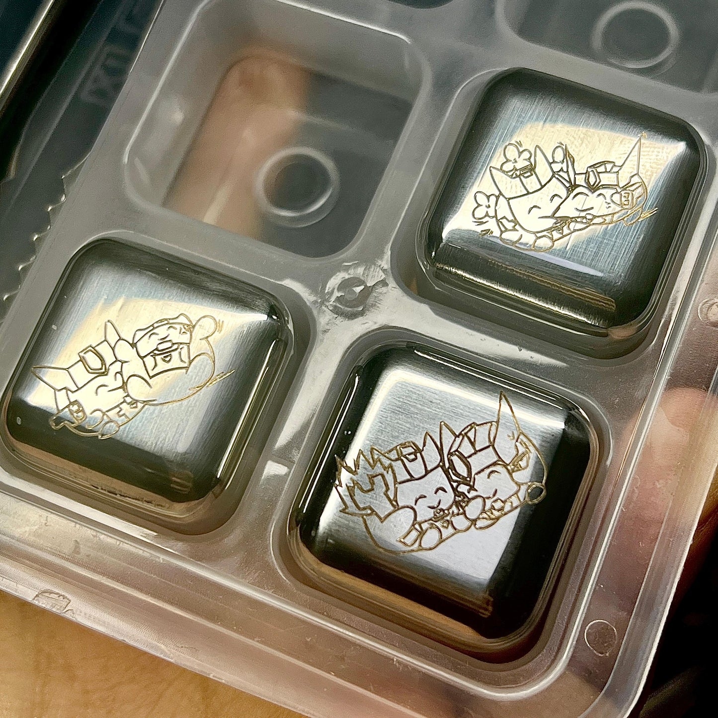 Dratchet fan merchandise