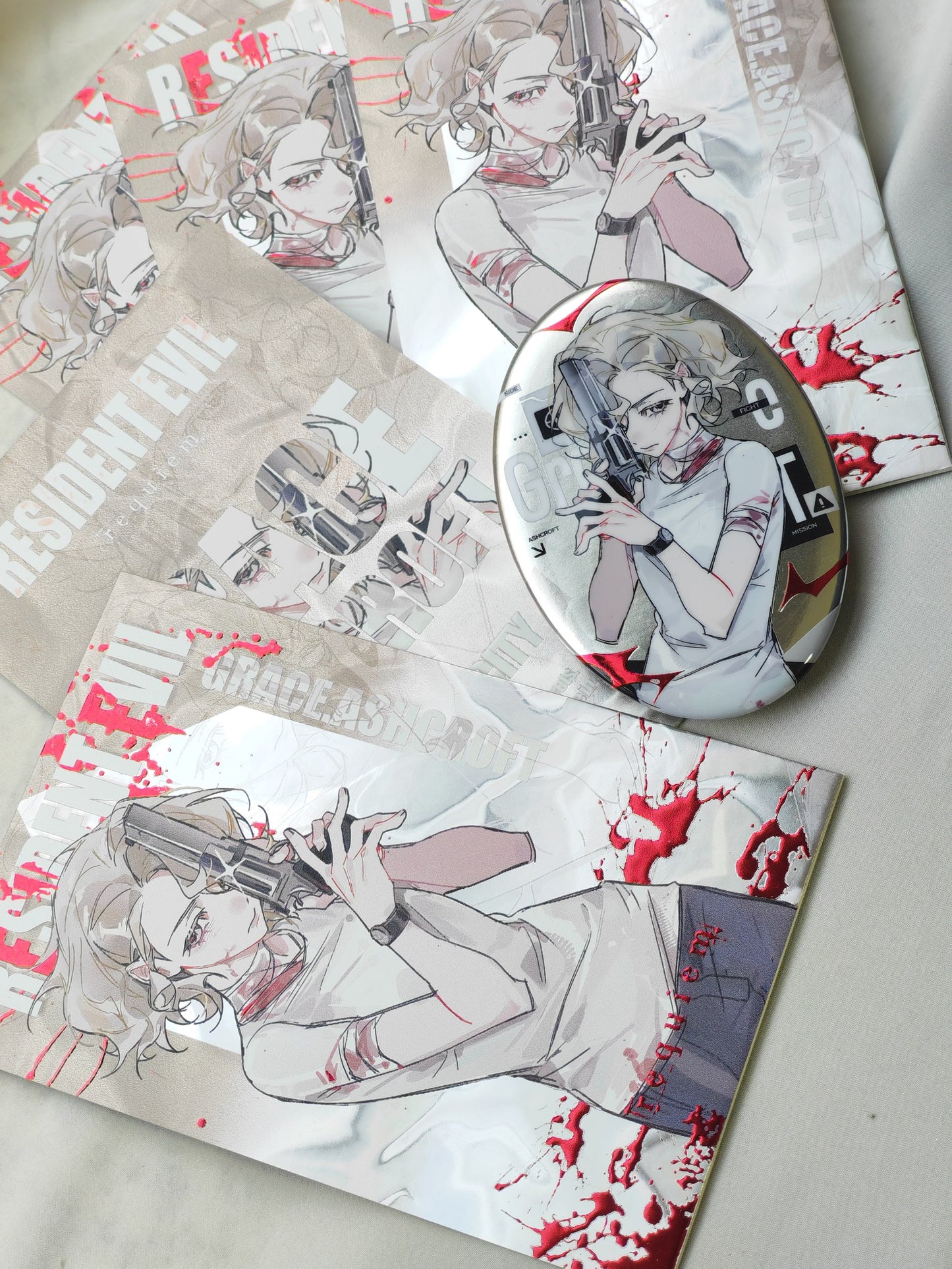 [Pre-order]RE9 Leon and Grace Ashcroft Postcard and Glitter Badge and Acrylic Standee