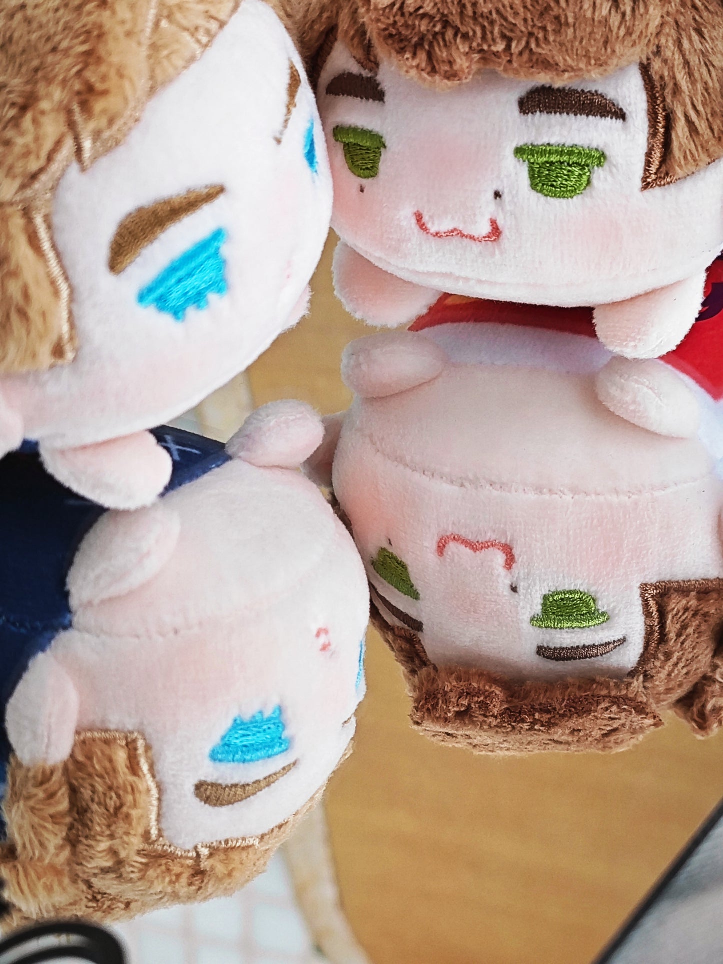 [Pre-order] Max Verstappen & Charles Leclerc 8cm tsum plushie