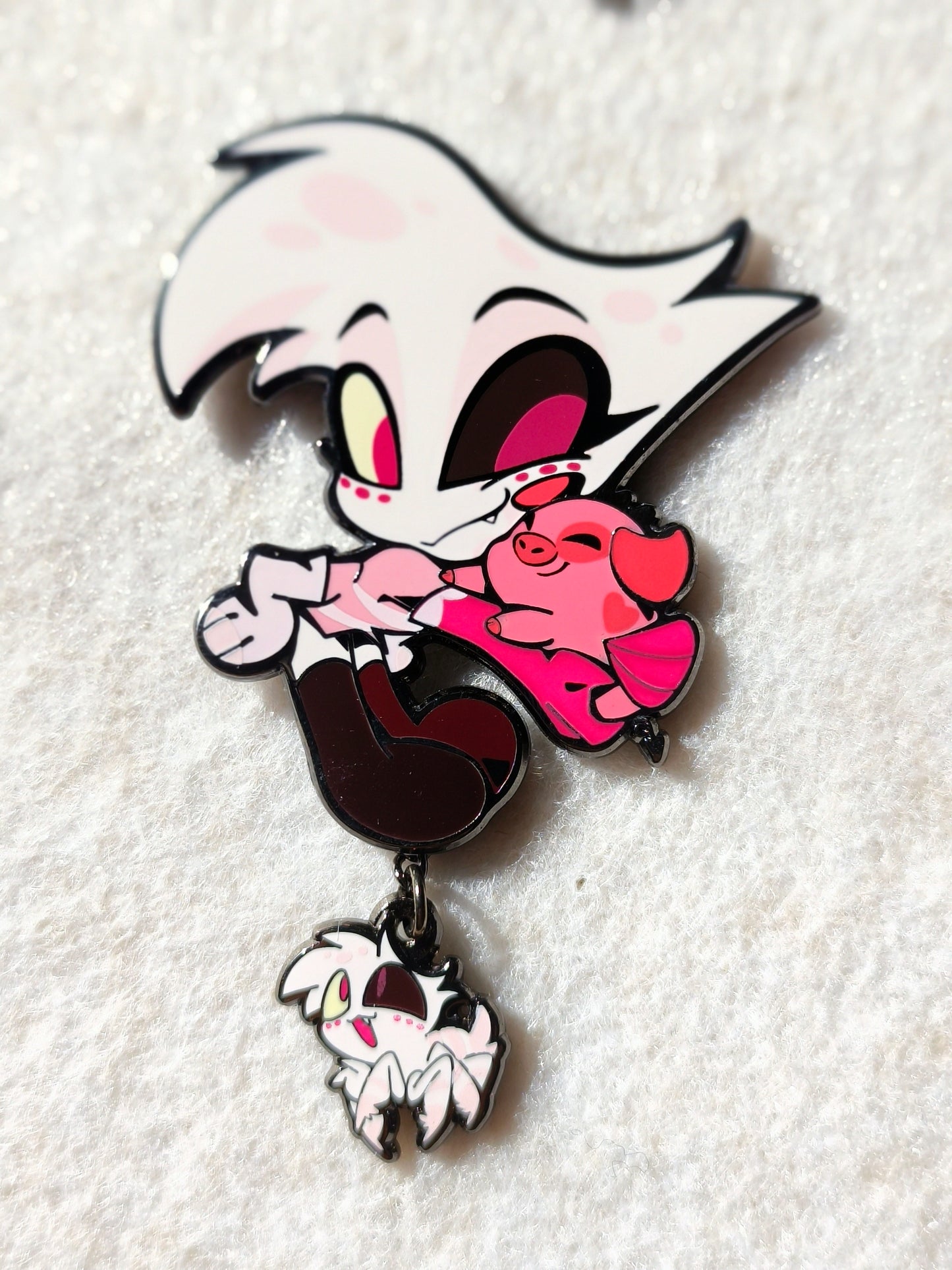 Hh Dangly Mini Pin