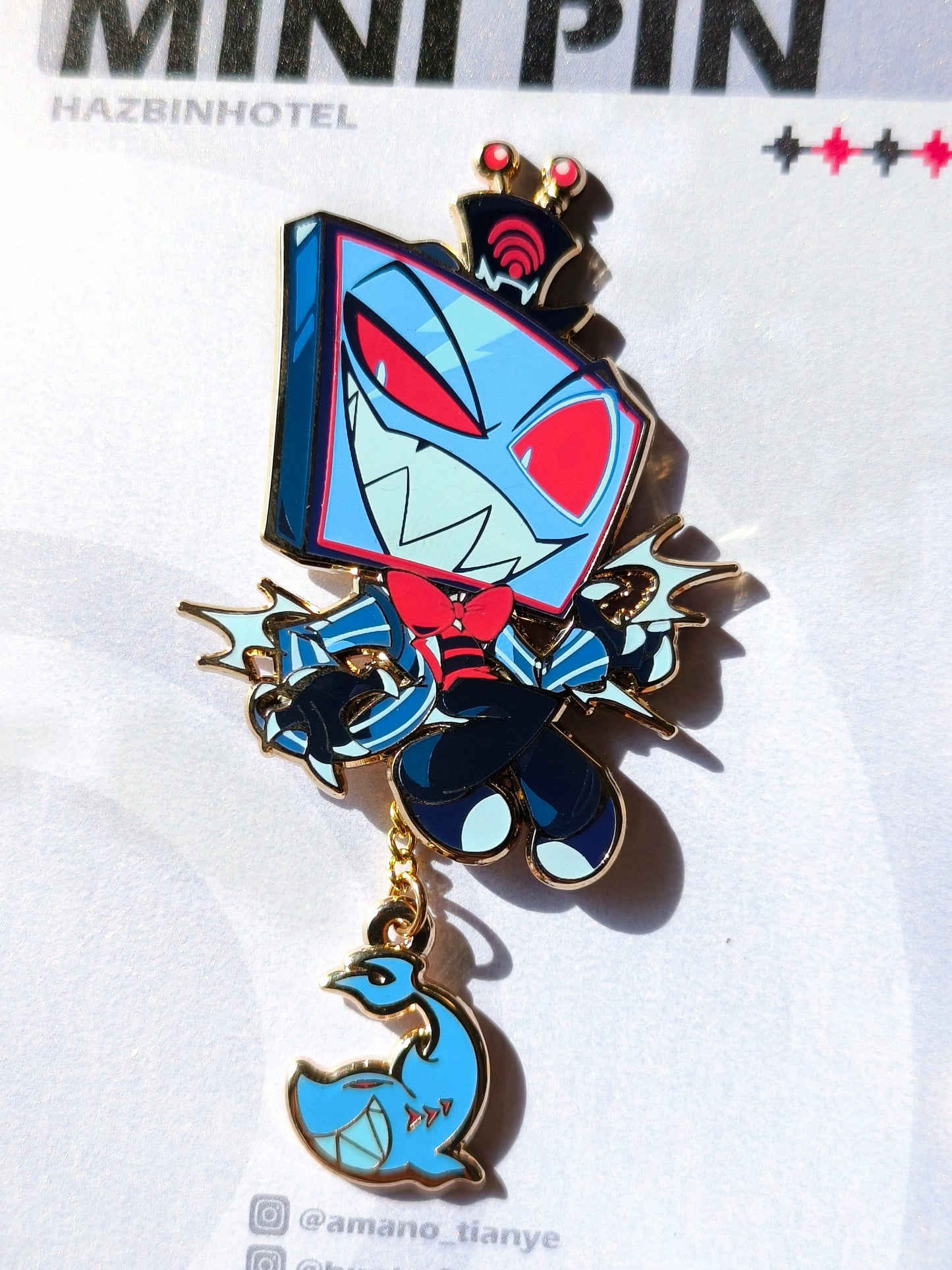 Hh Dangly Mini Pin