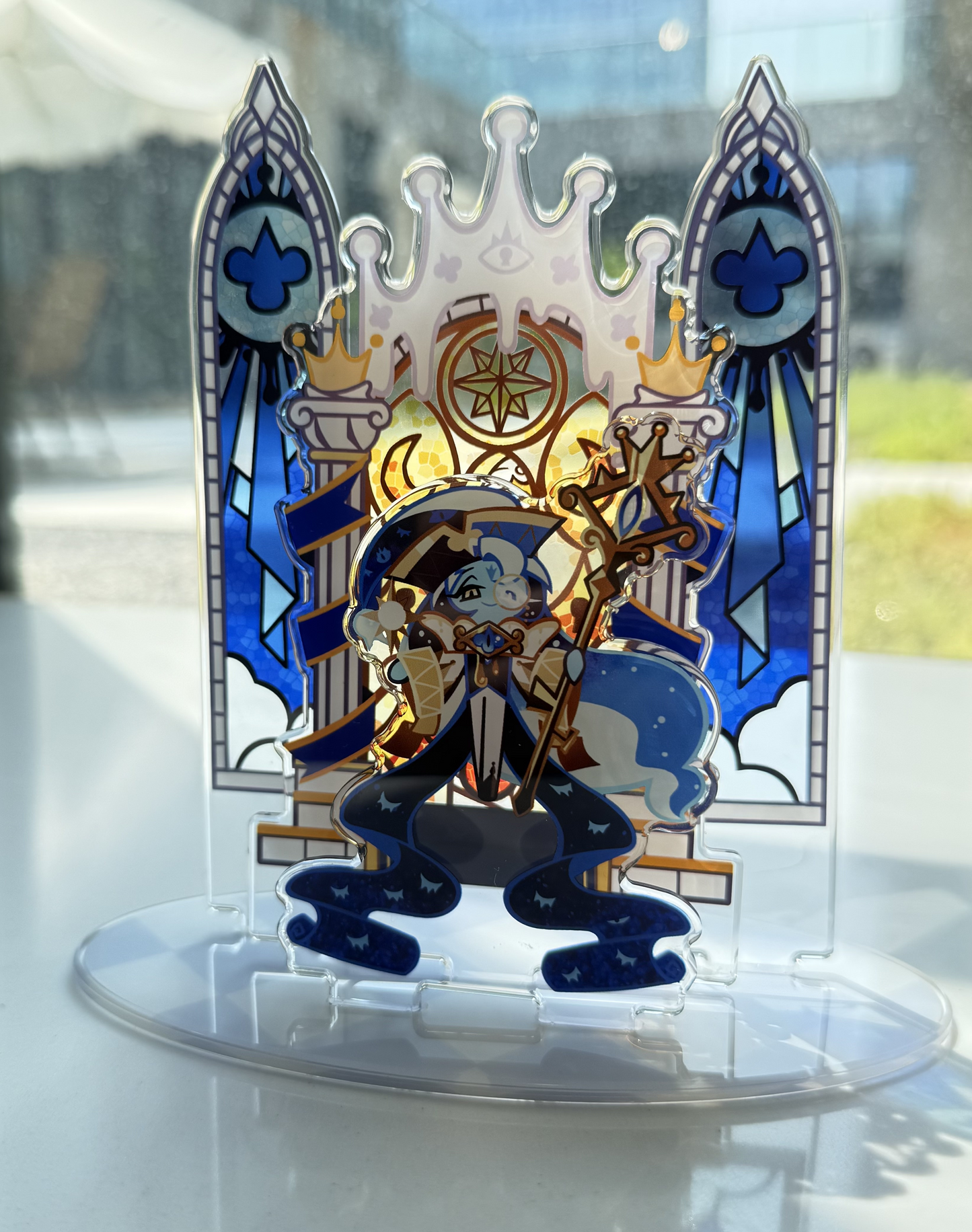 [Pre-order] Sage of Truth stained glass standee