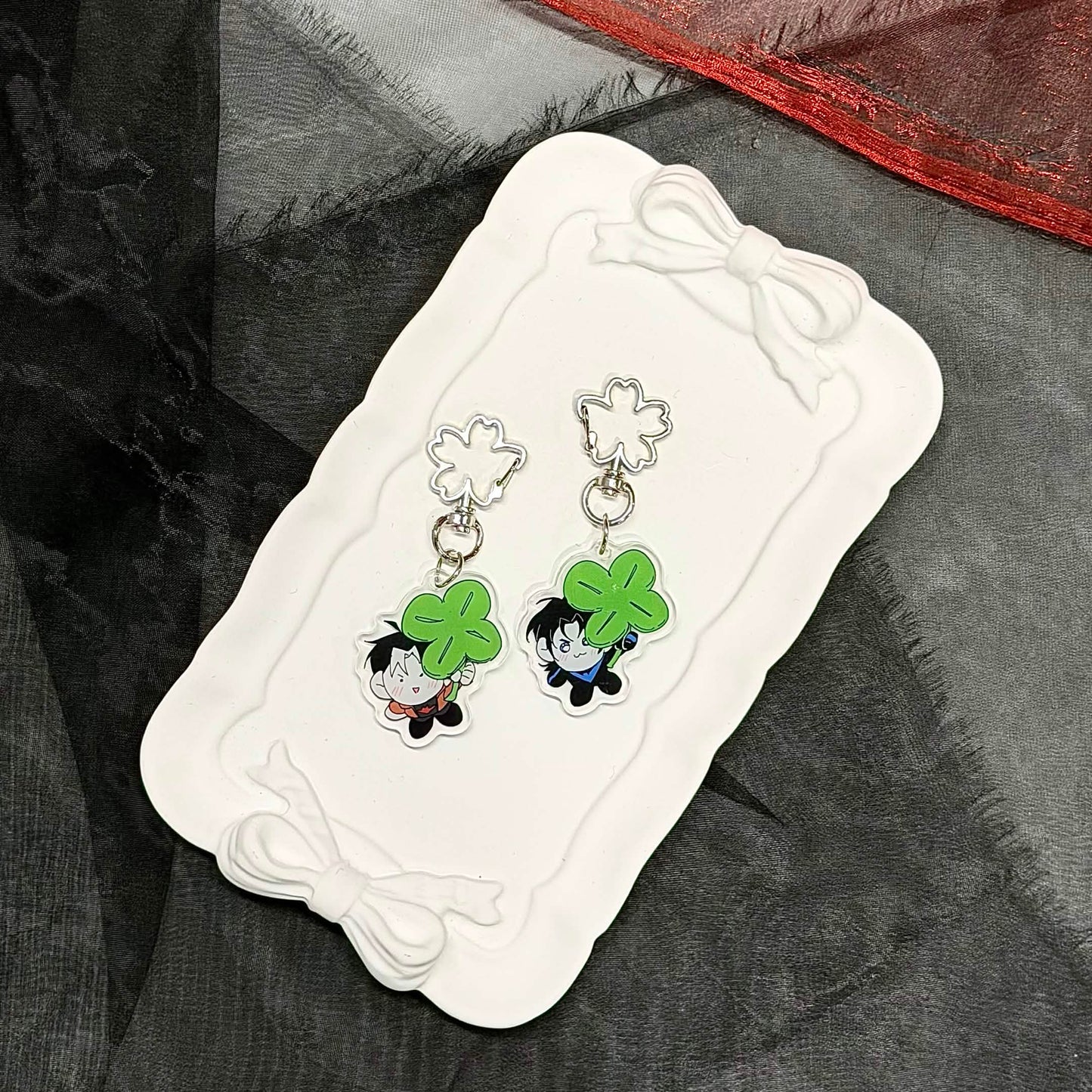 [Pre-order] Lucky wing & hood Acrylic keychain Set