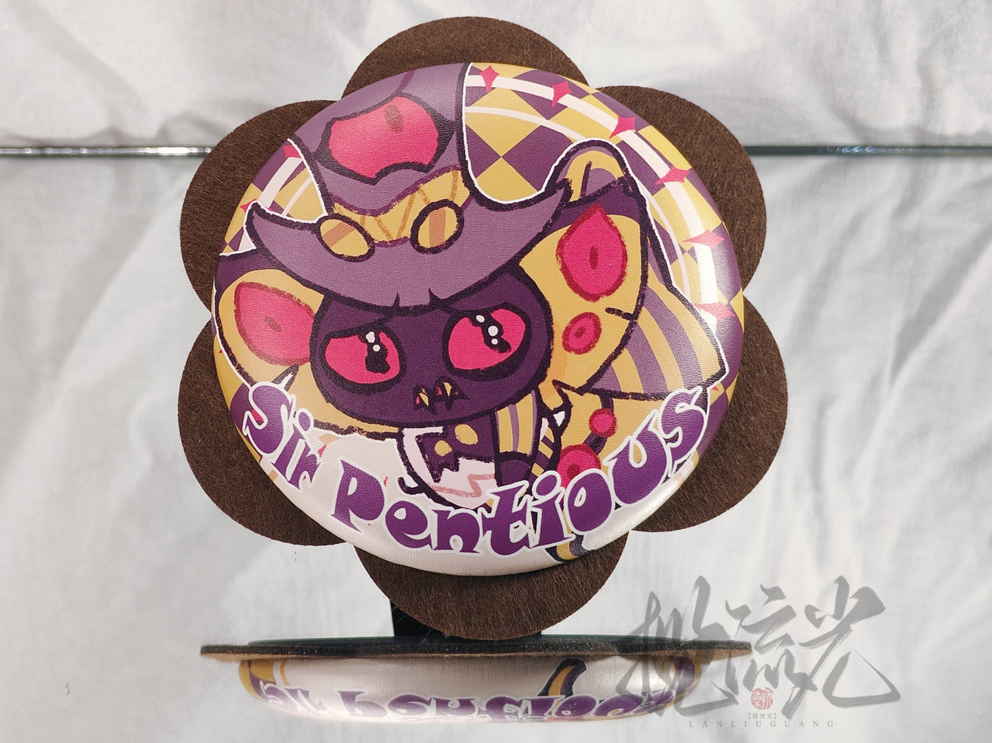 [Instock] ChiBi A Felt-Trimmed PU Leather Pin
