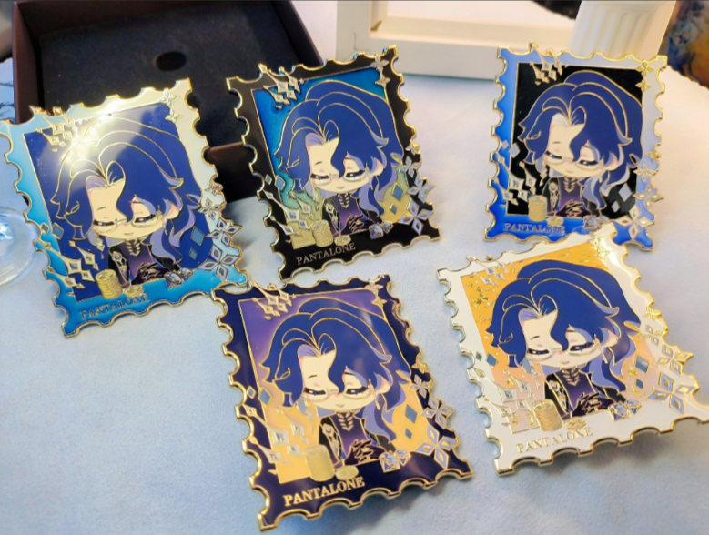 [Pre-order]Pantalone  6x5cm Stamp Faux Enamel Brooch