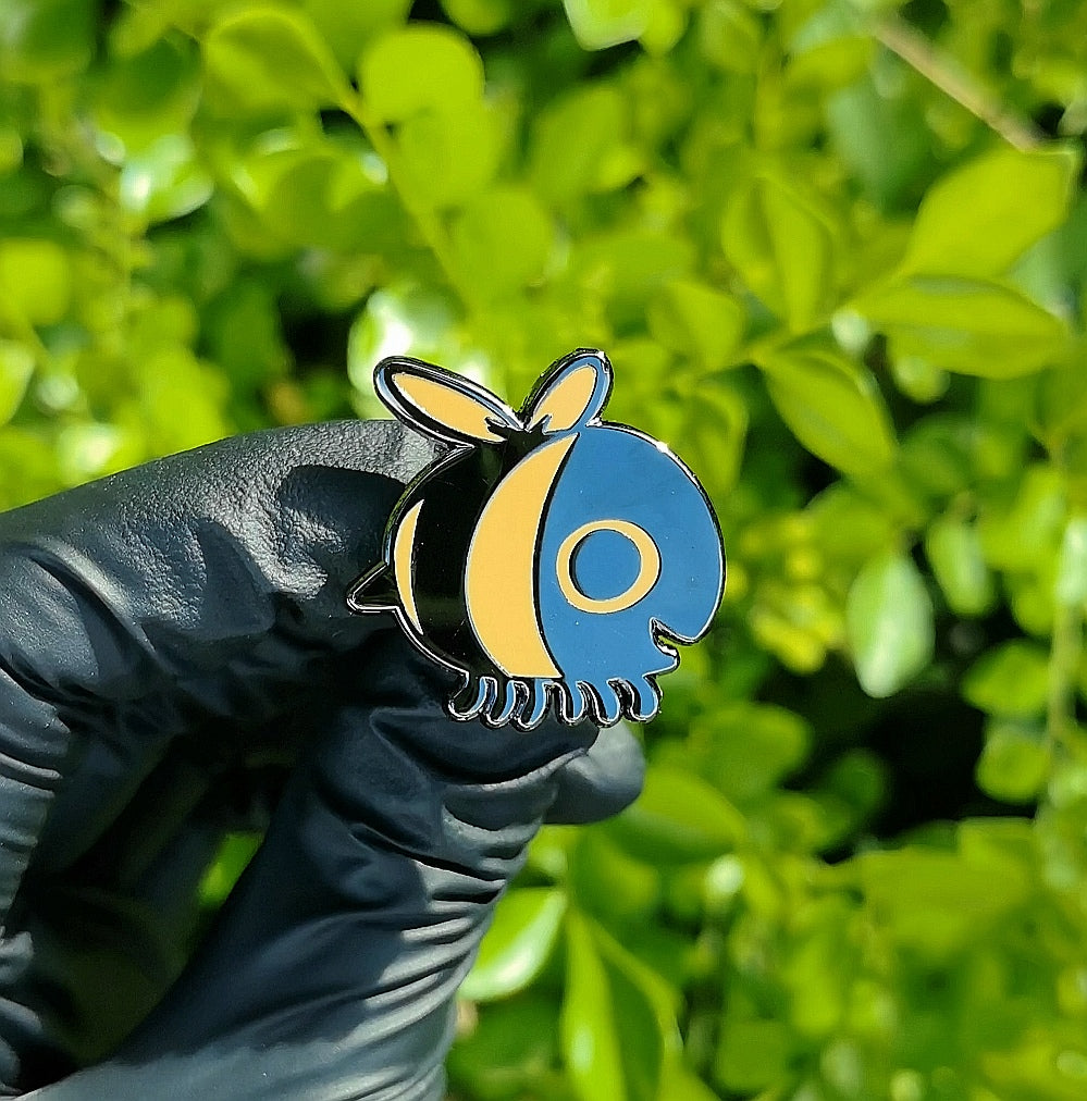 [Pre-order] The Amazing Digital Circus Cool Bee Pin