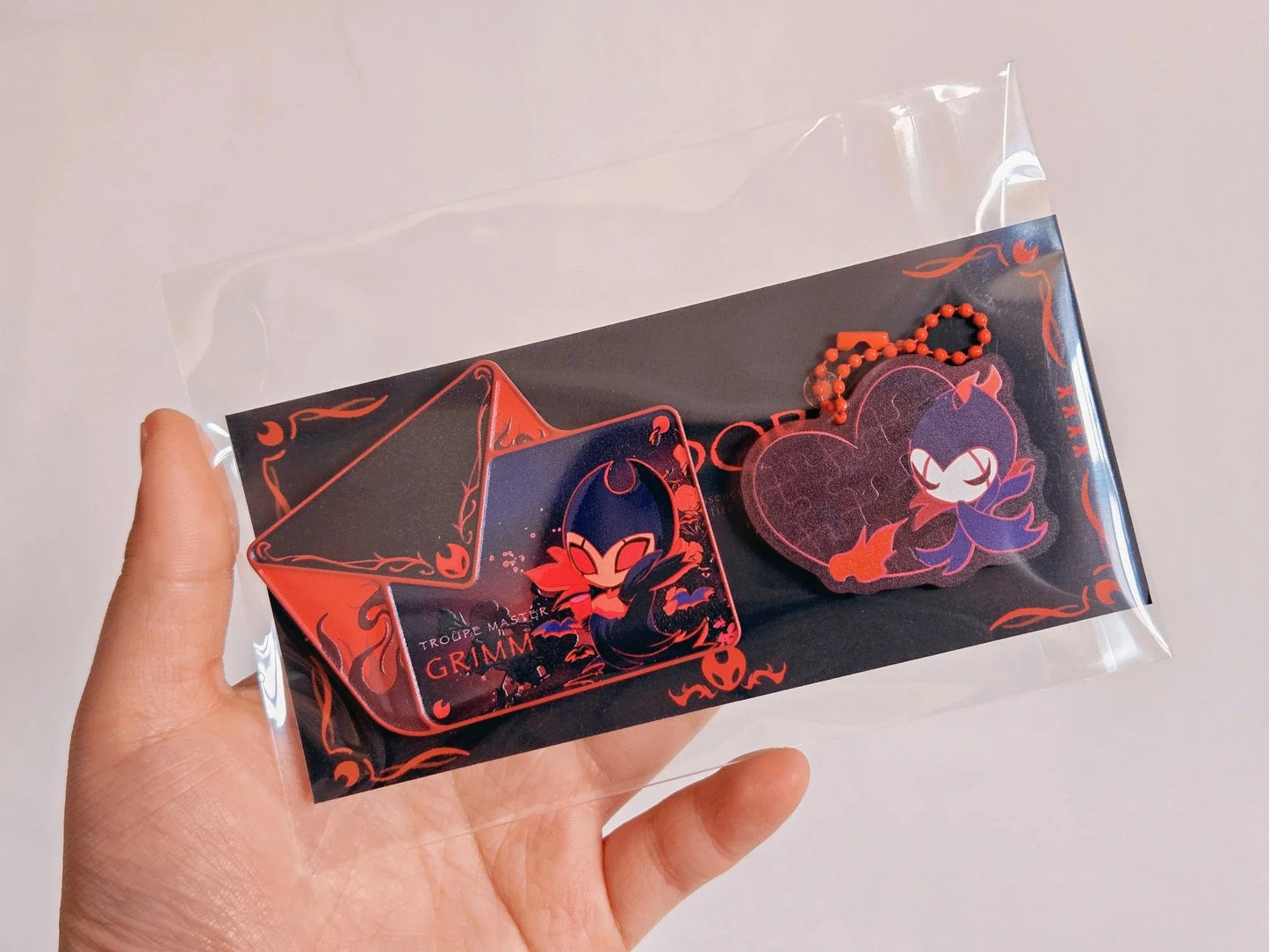 [Pre-order] Troupe Master Grimm Die-Cut Badge Valentine’s Set