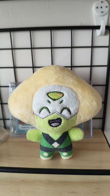 [Pre-order]Peridot plush charm