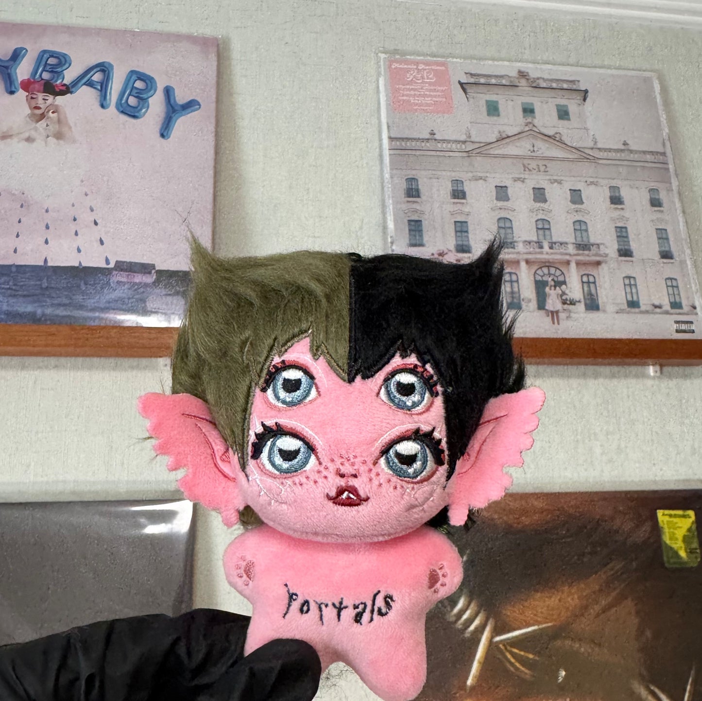 [In-stock]10cm green hair evil plush doll