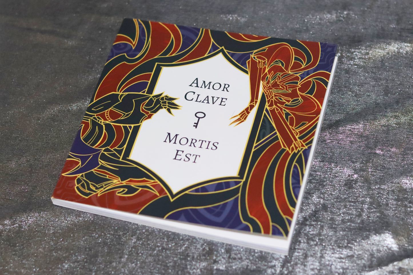 [Pre-sale]Amor Clave Mortis Est (Love is the key that leads to death)