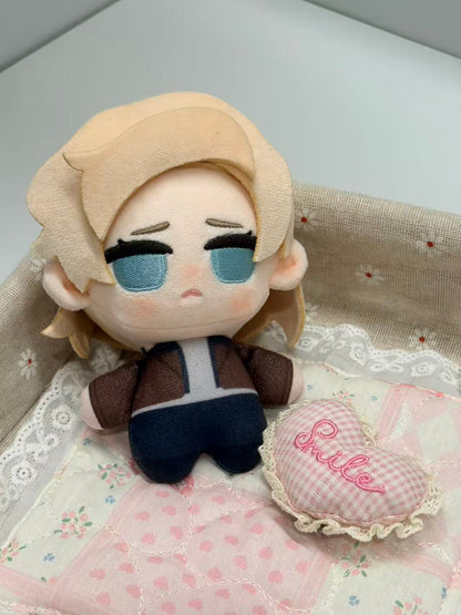 [Pre-order]Leon and Grace 10cm dolls