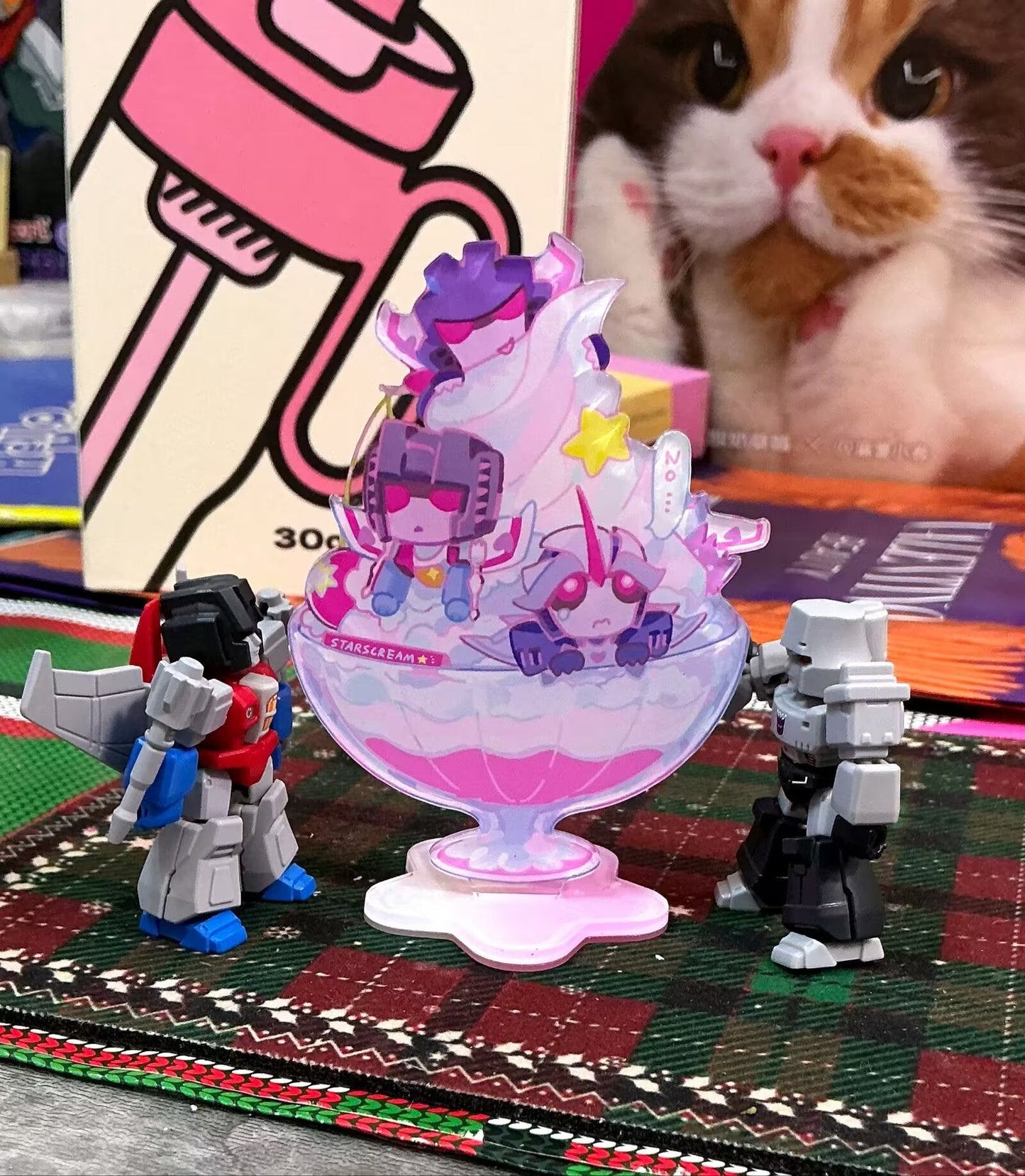 [Pre-order]Starscream Acrylic Keychain & Stand