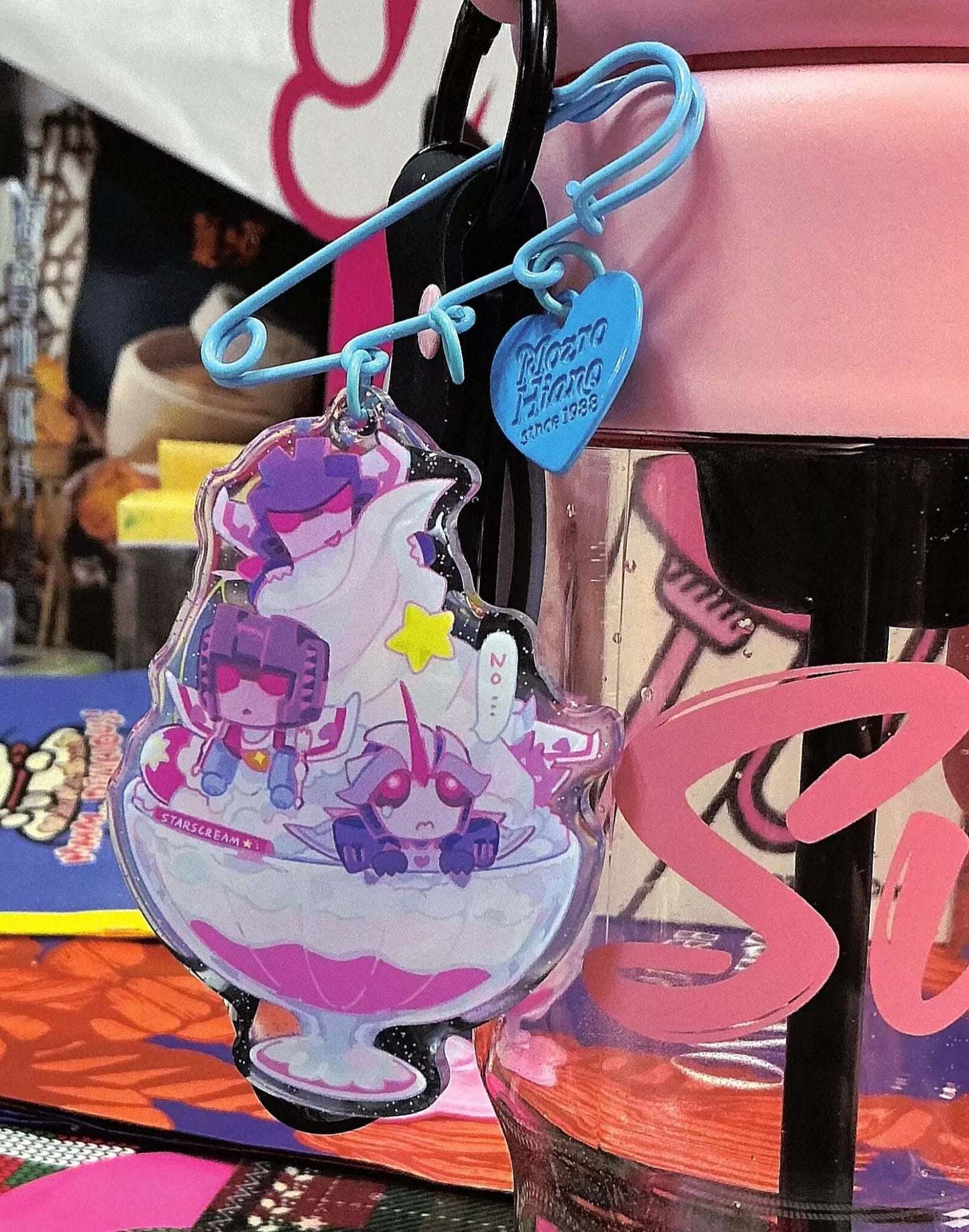 [Pre-order]Starscream Acrylic Keychain & Stand