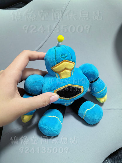 [Pre-order] TFA Soundwave Plush Charm